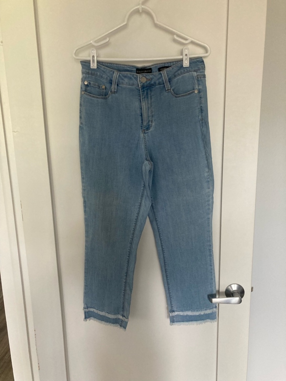 Susan Graver straight leg crop jeans